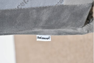 中古　希少な廃番品　BoConcept(ボーコンセプト)　Lugano(ルガーノ)　跳ね上げ式ダブルベッドフレーム　定価約30万円　(R-085927)