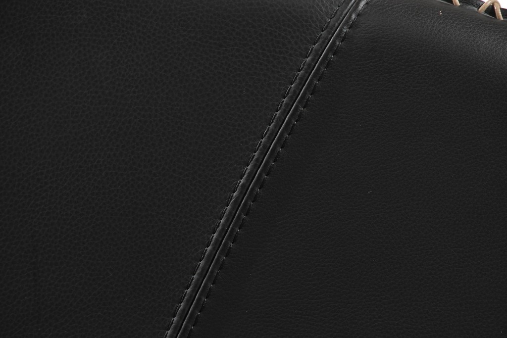 中古　希少モデル　イギリス　Slumberland(スランバーランド)社のマットレス　イタリア　formenti(フォルメンティ)のオールレザークイーンサイズベッドフレーム　定価約350万円　(R-085929)