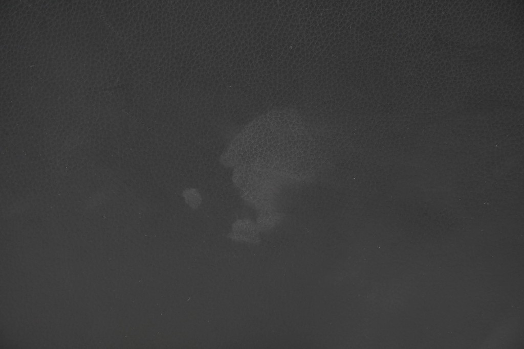 中古　希少モデル　イギリス　Slumberland(スランバーランド)社のマットレス　イタリア　formenti(フォルメンティ)のオールレザークイーンサイズベッドフレーム　定価約350万円　(R-085929)