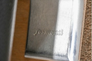 中古　希少モデル　イギリス　Slumberland(スランバーランド)社のマットレス　イタリア　formenti(フォルメンティ)のオールレザークイーンサイズベッドフレーム　定価約350万円　(R-085929)