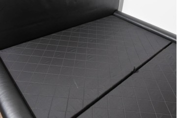 中古　希少モデル　イギリス　Slumberland(スランバーランド)社のマットレス　イタリア　formenti(フォルメンティ)のオールレザークイーンサイズベッドフレーム　定価約350万円　(R-085929)