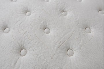 中古　Sealy(シーリー)　ポスチャーペディック　FORTE(フォルテ)　ダブルクッションタイプの本革ヘッドボード付きセミダブルベッド　定価(フレーム+マットレス)約52万円　(R-085930)