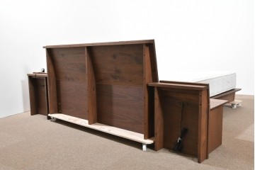 中古　美品　Veil(ヴェール)　ウォールナット　マットレス付きのダブルサイズベッド　定価約30万円　(R-085931)