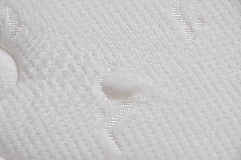 中古　美品　Veil(ヴェール)　ウォールナット　マットレス付きのダブルサイズベッド　定価約30万円　(R-085931)