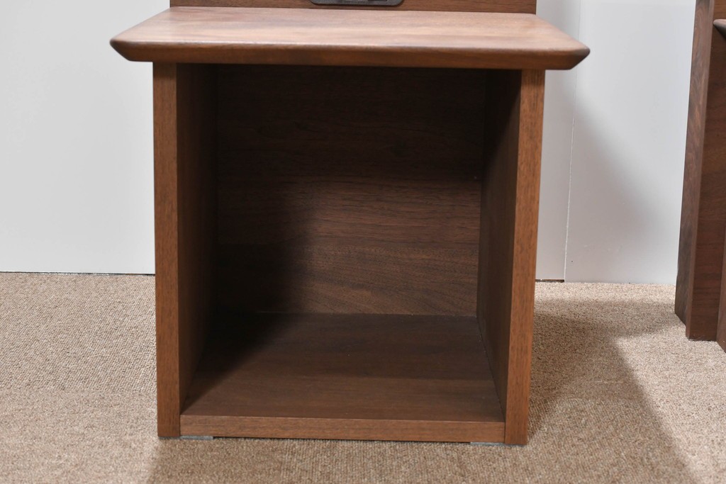 中古　美品　Veil(ヴェール)　ウォールナット　マットレス付きのダブルサイズベッド　定価約30万円　(R-085931)