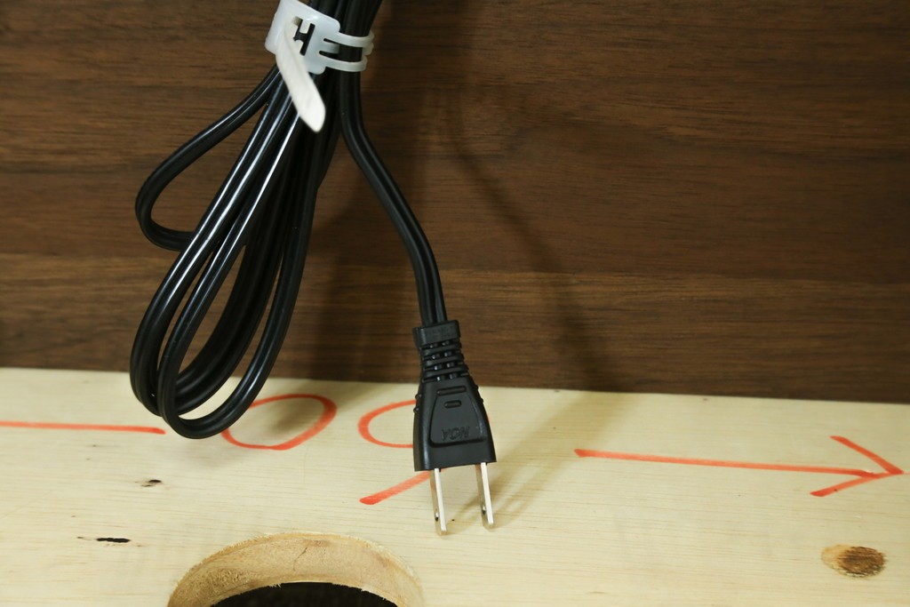 中古　美品　Veil(ヴェール)　ウォールナット　マットレス付きのダブルサイズベッド　定価約30万円　(R-085931)