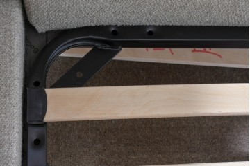 中古　美品　BoConcept(ボーコンセプト)　Austin(オースチン)　やわらかな張地が上品なワイドダブルサイズベッドフレーム　定価約40万円　(R-085932)