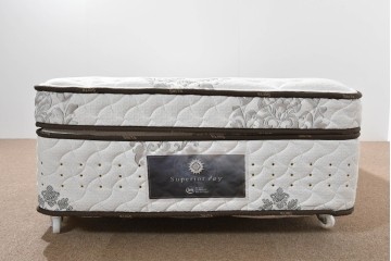 中古　美品　Serta(サータ)　上級シリーズ　スーペリアデイ53　シングルサイズプレミアムマットレス　定価約35万円　(R-085933)