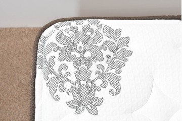 中古　美品　Serta(サータ)　上級シリーズ　スーペリアデイ53　シングルサイズプレミアムマットレス　定価約35万円　(R-085933)