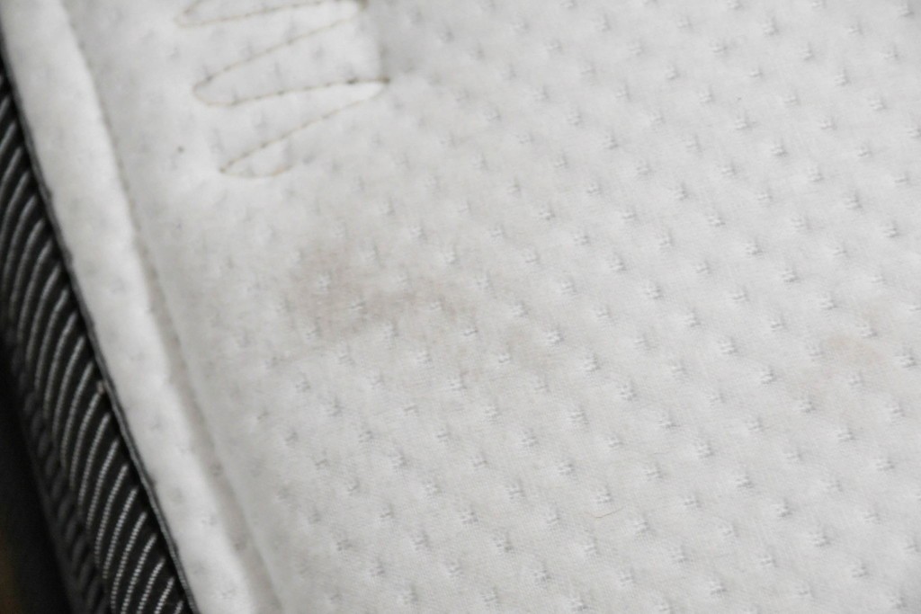 中古　美品　Sealy(シーリー)　タンザナイト25　セミダブルマットレス　定価約26万円　(R-085934)