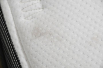 中古　美品　Sealy(シーリー)　タンザナイト25　セミダブルマットレス　定価約26万円　(R-085934)