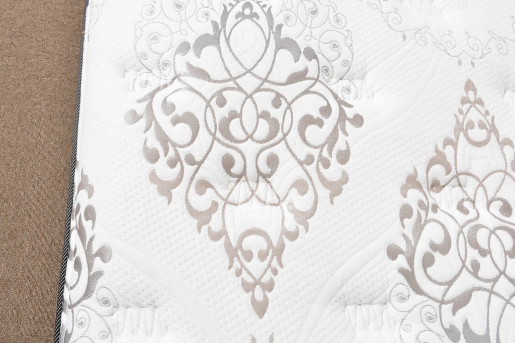 中古　美品　Sealy(シーリー)　タンザナイト25　セミダブルマットレス　定価約26万円　(R-085934)