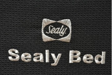 中古　美品　Sealy(シーリー)　タンザナイト25　セミダブルマットレス　定価約26万円　(R-085934)