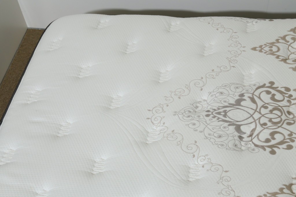中古　美品　Sealy(シーリー)　タンザナイト25　セミダブルマットレス　定価約26万円　(R-085934)