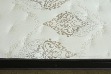 中古　美品　Sealy(シーリー)　タンザナイト25　セミダブルマットレス　定価約26万円　(R-085934)