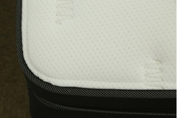 中古　美品　Sealy(シーリー)　タンザナイト25　セミダブルマットレス　定価約26万円　(R-085934)
