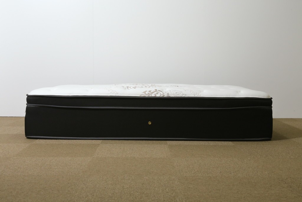 中古　美品　Sealy(シーリー)　タンザナイト25　セミダブルマットレス　定価約26万円　(R-085934)