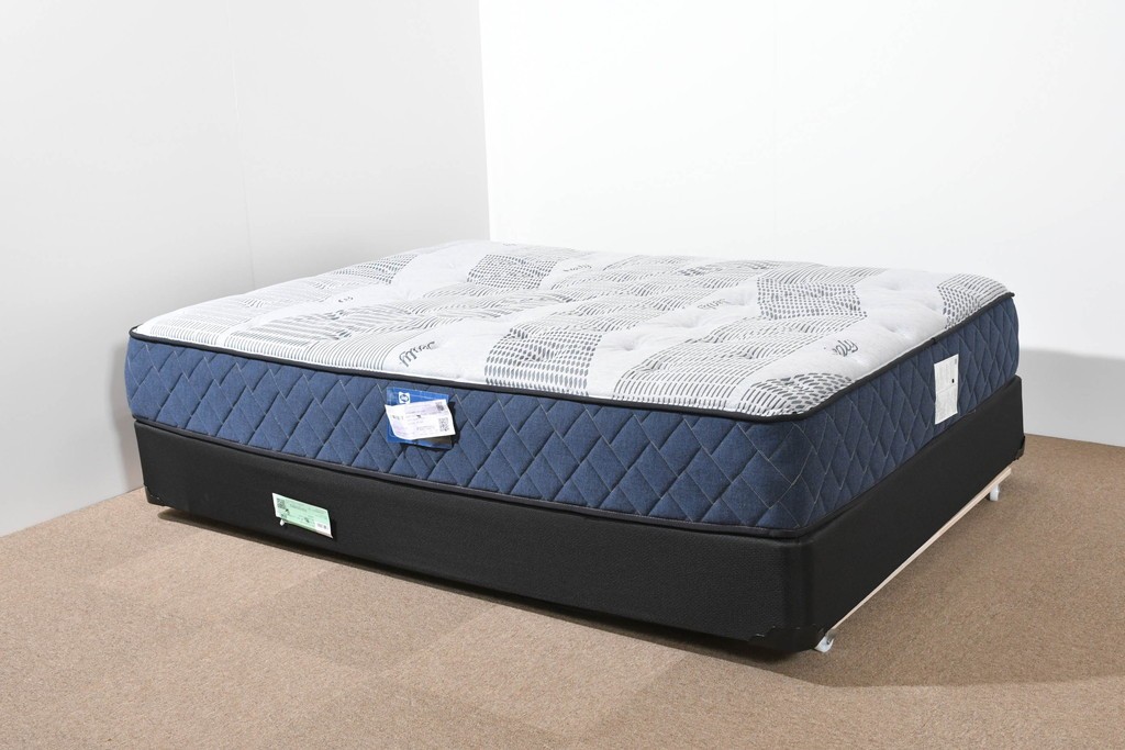 中古　美品　展示品　Sealy(シーリー)　Harbor Home(ハーバーホーム)　ワイドダブルマットレスとボトムクッションのセット　(R-085935)