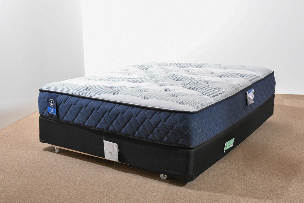 中古　美品　展示品　Sealy(シーリー)　Harbor Home(ハーバーホーム)　ワイドダブルマットレスとボトムクッションのセット　(R-085935)