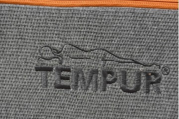 中古　TEMPUR(テンピュール)　かため　オリジナルエリート25　シングルマットレス　定価約26万円　(R-085936)