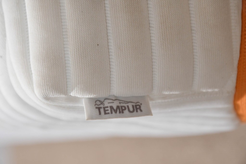 中古　TEMPUR(テンピュール)　かため　オリジナルエリート25　シングルマットレス　定価約26万円　(R-085936)