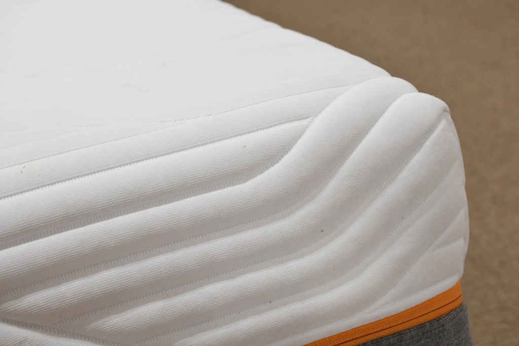 中古　TEMPUR(テンピュール)　かため　オリジナルエリート25　シングルマットレス　定価約26万円　(R-085936)