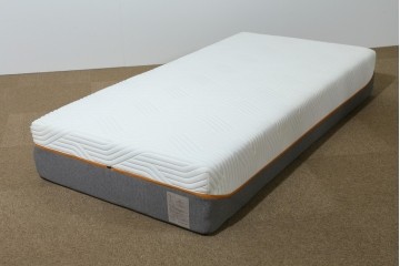 中古　TEMPUR(テンピュール)　かため　オリジナルエリート25　シングルマットレス　定価約26万円　(R-085936)