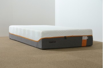中古　TEMPUR(テンピュール)　かため　オリジナルエリート25　シングルマットレス　定価約26万円　(R-085936)
