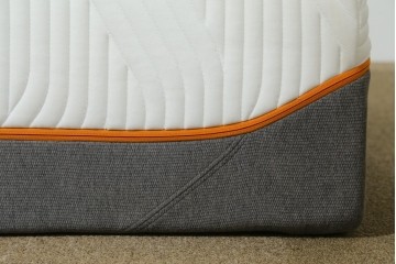 中古　TEMPUR(テンピュール)　かため　オリジナルエリート25　シングルマットレス　定価約26万円　(R-085936)