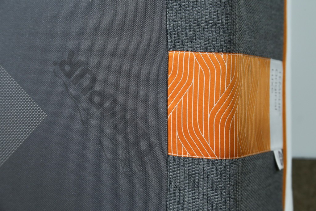 中古　TEMPUR(テンピュール)　かため　オリジナルエリート25　シングルマットレス　定価約26万円　(R-085936)