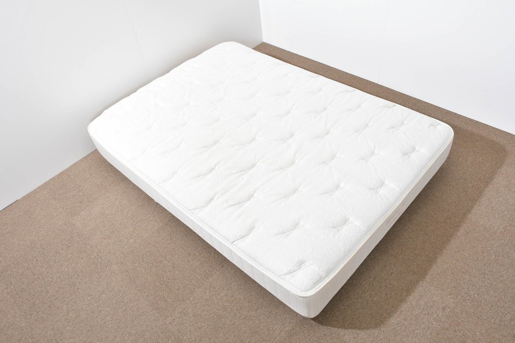 中古　美品　KINGSDOWN(キングスダウン)　REGALIA(レガリア)　Insignia(インシグニア)　ダブルサイズマットレス　定価約26万円　(R-085938)