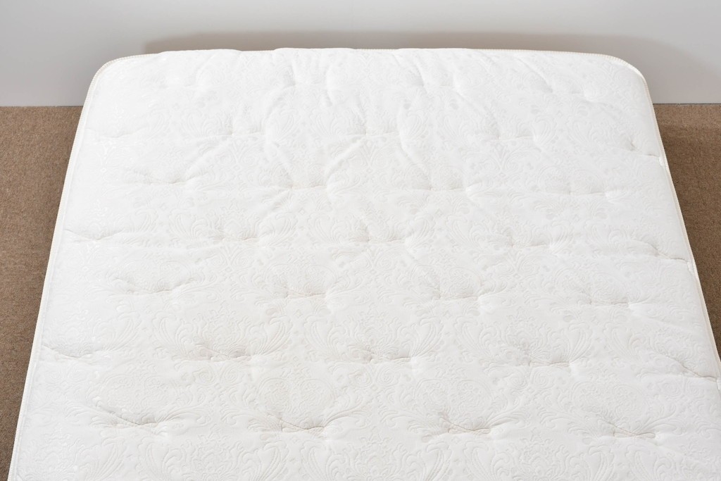 中古　美品　KINGSDOWN(キングスダウン)　REGALIA(レガリア)　Insignia(インシグニア)　ダブルサイズマットレス　定価約26万円　(R-085938)