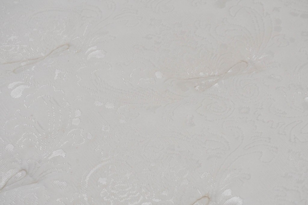 中古　美品　KINGSDOWN(キングスダウン)　REGALIA(レガリア)　Insignia(インシグニア)　ダブルサイズマットレス　定価約26万円　(R-085938)