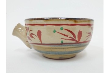 沖縄 壺屋焼　新垣栄三郎・新垣勉　赤絵と魚文が目を引く片口と鉢2点のセット　(R-085942)