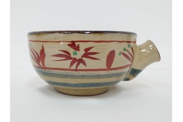 沖縄 壺屋焼　新垣栄三郎・新垣勉　赤絵と魚文が目を引く片口と鉢2点のセット　(R-085942)