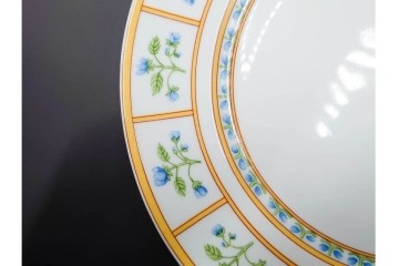 フランス　LIMOGES(リモージュ)　Haviland(アビランド)　Muscadin(ムスカディン) 　愛らしい花柄のトリオ3客セット　(R-085943)