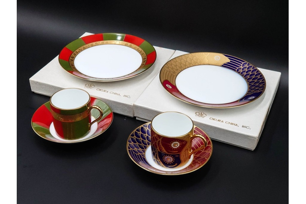 大倉陶園(OKURA/OAC)　歳時記シリーズ　クリスマス&鯉のぼり　季節を感じるトリオ2客セット　プレートのみ外箱付き　(R-085945)