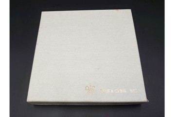 大倉陶園(OKURA/OAC)　歳時記シリーズ　クリスマス&鯉のぼり　季節を感じるトリオ2客セット　プレートのみ外箱付き　(R-085945)