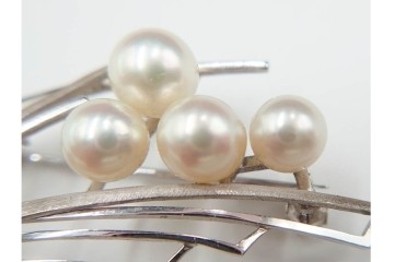 K14WG(14金ホワイトゴールド)　真珠(パール)　ブローチとしても使える帯留　(R-085948)
