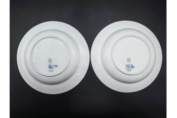 デンマーク製　ROYAL COPENHAGEN(ロイヤルコペンハーゲン)　ブルーフルーテッド　プレイン 　ディーププレート2枚と小皿3枚の計5点セット　(R-085951)