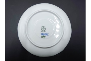 デンマーク製　ROYAL COPENHAGEN(ロイヤルコペンハーゲン)　ブルーフルーテッド　フルレース(コーヒーカップ)・ハーフレース(ティーカップ)のカップ&ソーサー3客セット　(R-085953)
