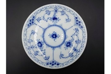 デンマーク製　ROYAL COPENHAGEN(ロイヤルコペンハーゲン)　ブルーフルーテッド ハーフレース　コーヒーカップ&ソーサー5客セット　定価(5客合計)約13万7千円　(R-085954)