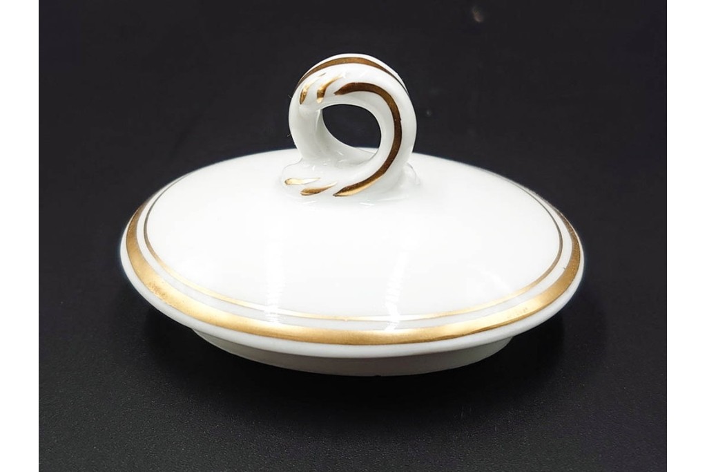 イタリア製　Richard Ginori(リチャードジノリ)　インペロジュリエッタ　ピンクリボンと花模様が優雅なティーポット・クリーマー・シュガーポット・トレーのセット　(R-085959)