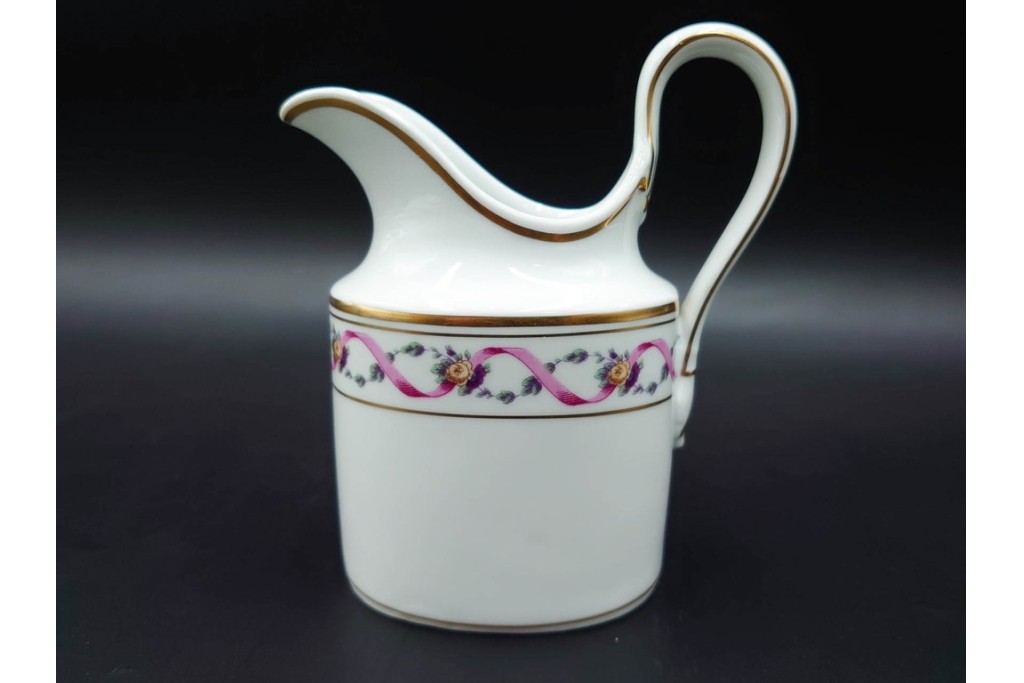 イタリア製　Richard Ginori(リチャードジノリ)　インペロジュリエッタ　ピンクリボンと花模様が優雅なティーポット・クリーマー・シュガーポット・トレーのセット　(R-085959)