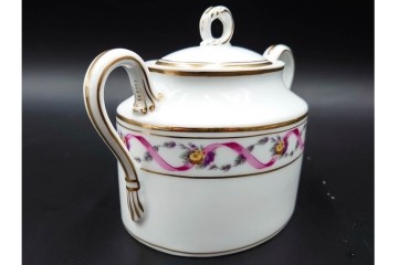 イタリア製　Richard Ginori(リチャードジノリ)　インペロジュリエッタ　ピンクリボンと花模様が優雅なティーポット・クリーマー・シュガーポット・トレーのセット　(R-085959)