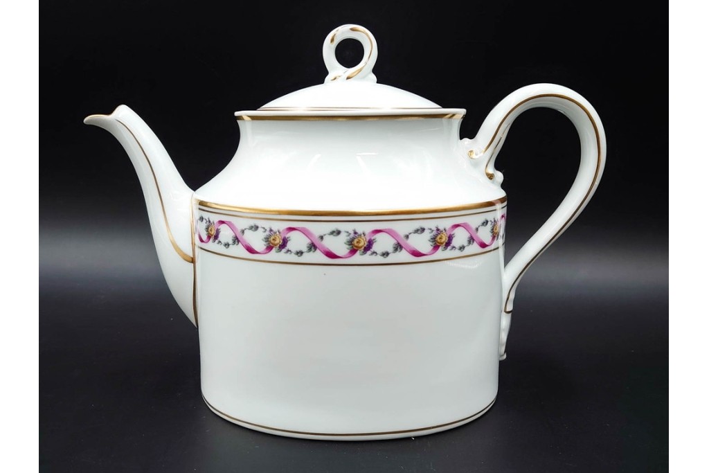 イタリア製　Richard Ginori(リチャードジノリ)　インペロジュリエッタ　ピンクリボンと花模様が優雅なティーポット・クリーマー・シュガーポット・トレーのセット　(R-085959)