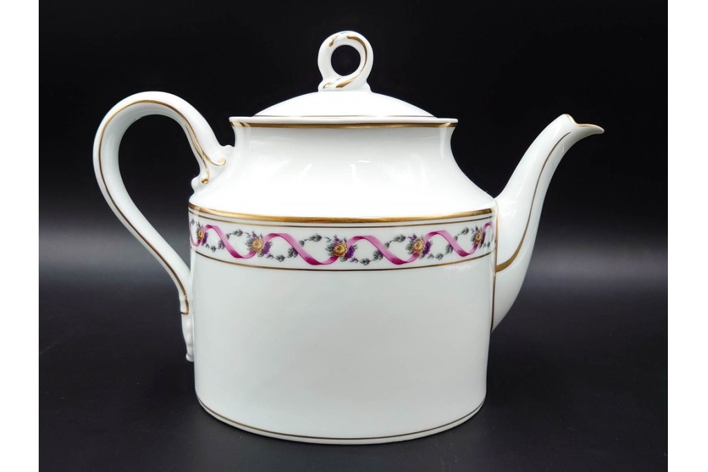 イタリア製　Richard Ginori(リチャードジノリ)　インペロジュリエッタ　ピンクリボンと花模様が優雅なティーポット・クリーマー・シュガーポット・トレーのセット　(R-085959)