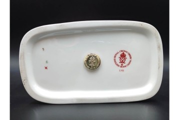 イギリス　ROYAL CROWN DERBY(ロイヤルクラウンダービー)　エレファント　華やかな象モチーフのペーパーウェイト2点セット　1点のみ外箱付き　(R-085966)