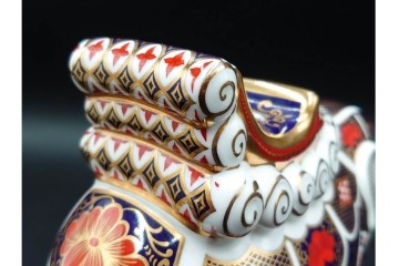 イギリス　ROYAL CROWN DERBY(ロイヤルクラウンダービー)　エレファント　華やかな象モチーフのペーパーウェイト2点セット　1点のみ外箱付き　(R-085966)