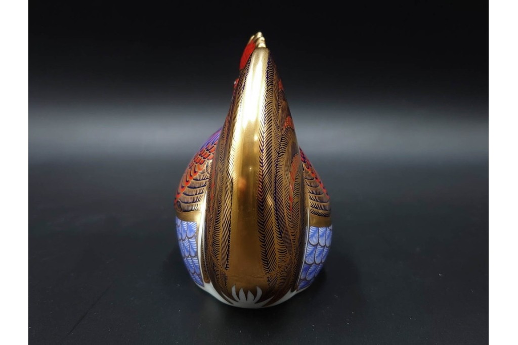 イギリス　ROYAL CROWN DERBY(ロイヤルクラウンダービー)　あでやかな馬と鶏モチーフのペーパーウェイト2点セット　外箱付き　(R-085967)